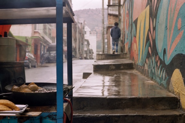 Comuna 13 Graffiti Tour with Street Food